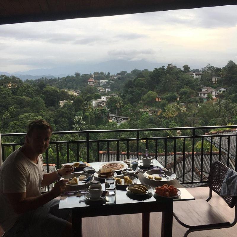 The Tenthola Kandy Eksteriør billede