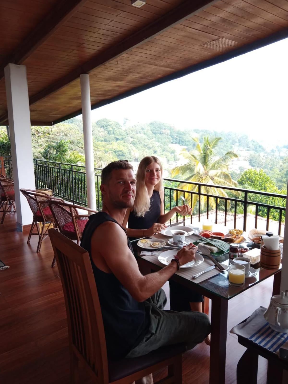 The Tenthola Kandy Eksteriør billede
