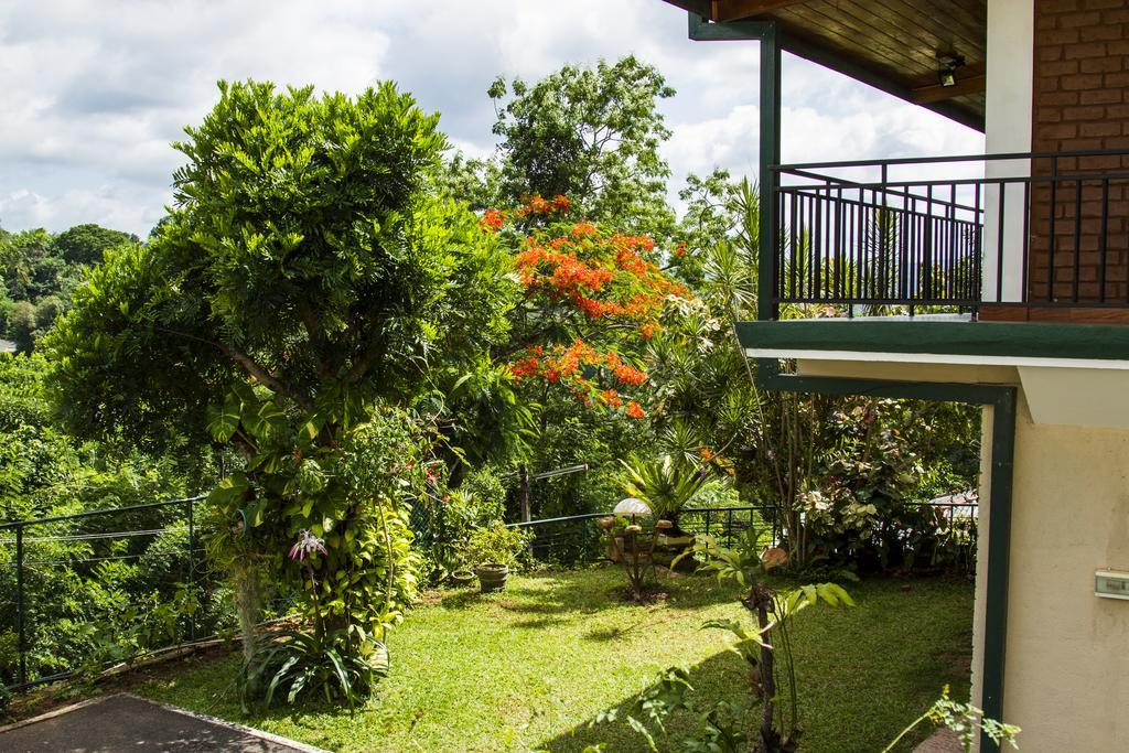 The Tenthola Kandy Eksteriør billede